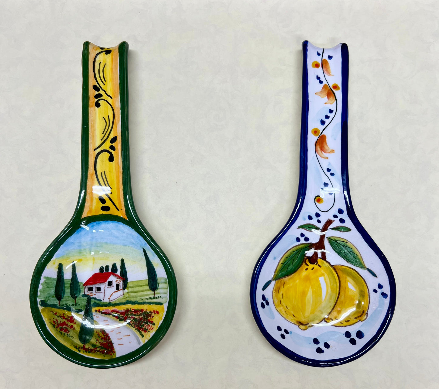 POGGIAMESTOLI DIPINTI A MANO IN CERAMICA